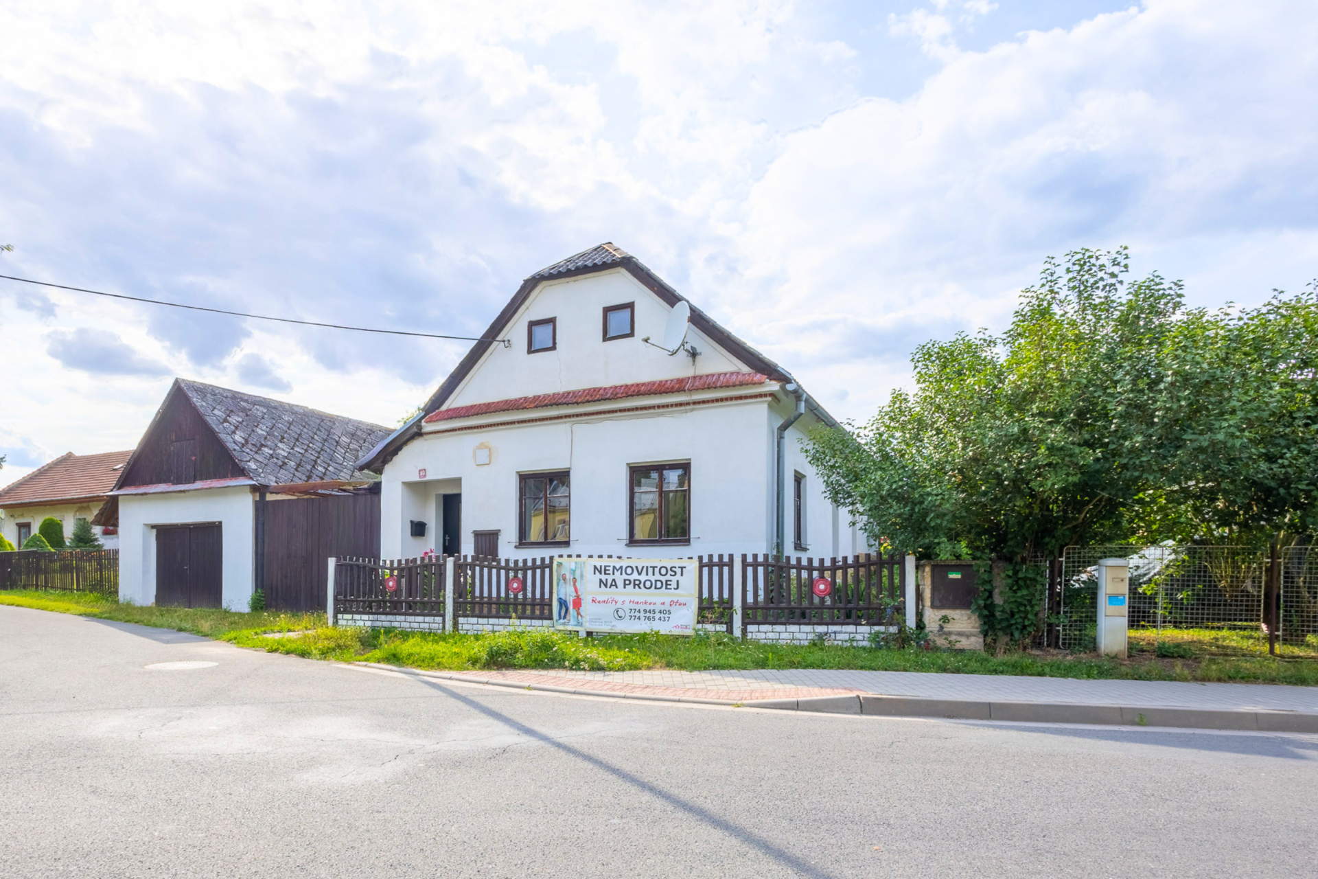 Prodej RD 3+1, zahrada, garáž, Udánky