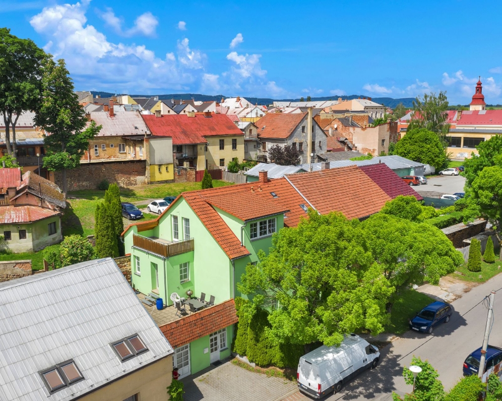 Prodej domu - atypický, s garáží, Piaristická, Moravská Třebová